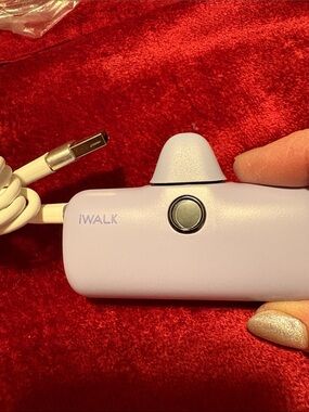iWALK Portable Charger Power Bank in Lavender LinkPodP new never used